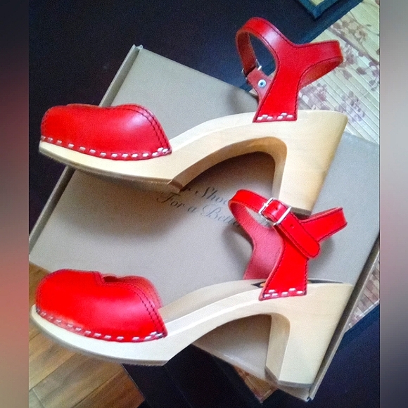 Swedish Hasbeens Red Heart Sandals - Picture 10 of 16